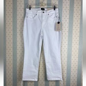 New NYDJ Jeans Women’s 6 White Crop Stretch Lift Tuck Technology Drawstring Hem